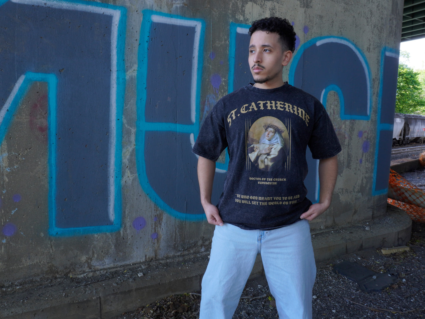 ST. CATHERINE TEE - BLACK